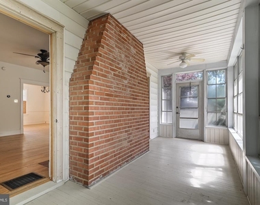 19 Elm Terrace - Photo Thumbnail 2