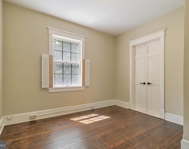 19 Elm Terrace - Photo Thumbnail 11