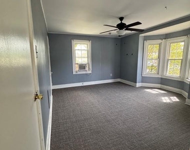 101 W Camden Wyoming Avenue - Photo Thumbnail 14