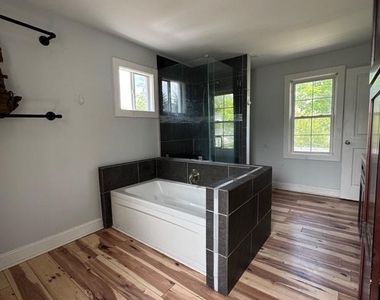 101 W Camden Wyoming Avenue - Photo Thumbnail 13