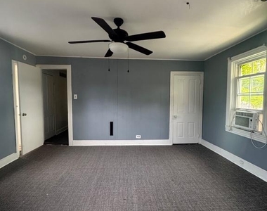 101 W Camden Wyoming Avenue - Photo Thumbnail 15