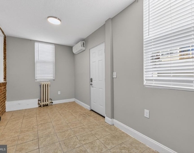 46 Quincy Place Ne - Photo Thumbnail 17