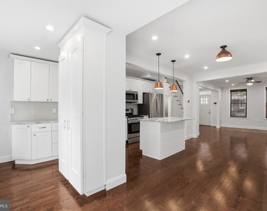 1118 Chicago Street Se - Photo Thumbnail 3