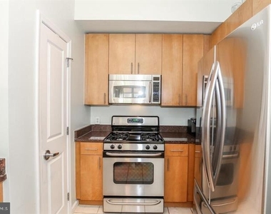 715 6th Street Nw - Photo Thumbnail 8