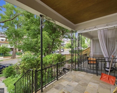 440 Nw Delafield Place Nw - Photo Thumbnail 4