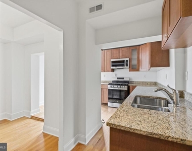 440 Nw Delafield Place Nw - Photo Thumbnail 15
