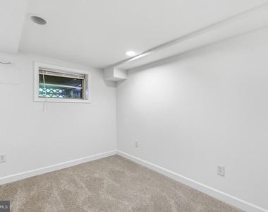 440 Nw Delafield Place Nw - Photo Thumbnail 26