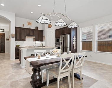 2921 Diego Dr - Photo Thumbnail 3