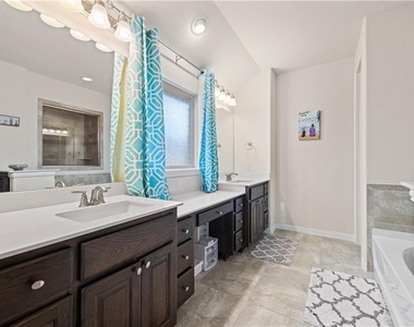 2921 Diego Dr - Photo Thumbnail 22