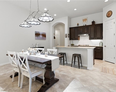 2921 Diego Dr - Photo Thumbnail 9