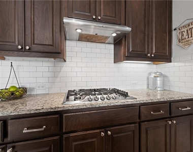 2921 Diego Dr - Photo Thumbnail 11