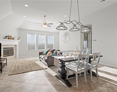2921 Diego Dr - Photo Thumbnail 10