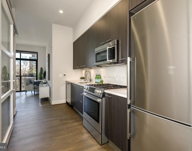 525 Water Street Sw - Photo Thumbnail 4