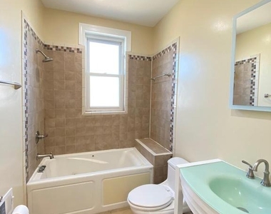 615 Lamont Street Nw - Photo Thumbnail 19