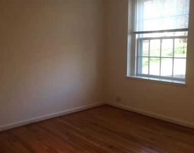 3861 Newark Street Nw - Photo Thumbnail 5