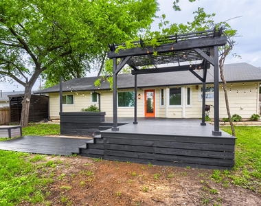 2501 Audubon Pl - Photo Thumbnail 9
