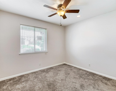2501 Audubon Pl - Photo Thumbnail 5