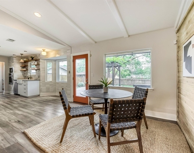 2501 Audubon Pl - Photo Thumbnail 2