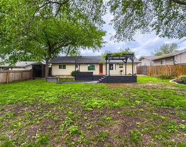 2501 Audubon Pl - Photo Thumbnail 10