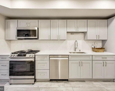 1444 Harvard Street Nw - Photo Thumbnail 9