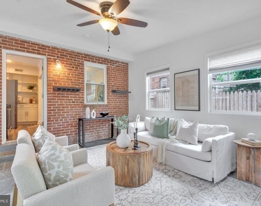 2842 30th Street Ne - Photo Thumbnail 9
