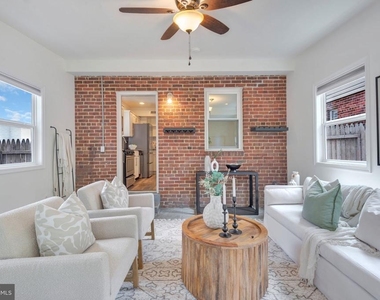 2842 30th Street Ne - Photo Thumbnail 8