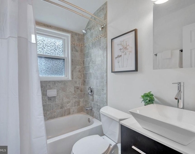 2842 30th Street Ne - Photo Thumbnail 11