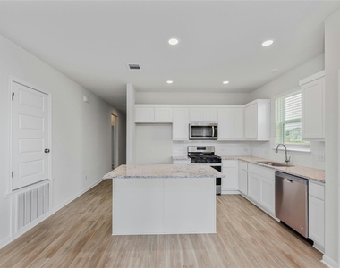 2457 Lucy Axel Ln - Photo Thumbnail 11