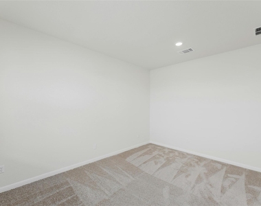 2457 Lucy Axel Ln - Photo Thumbnail 20