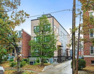 1307 Longfellow Street Nw - Photo Thumbnail 19