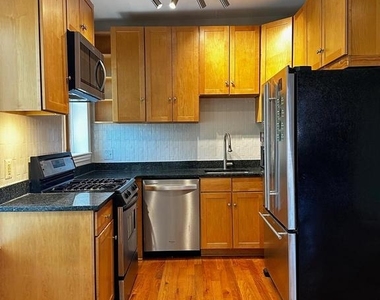1101 Fairmont Street Nw - Photo Thumbnail 12