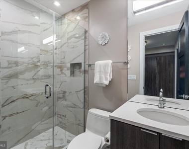 1429 W Street Nw - Photo Thumbnail 16