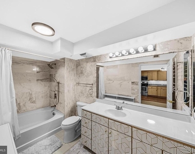 631 D Street Nw - Photo Thumbnail 18