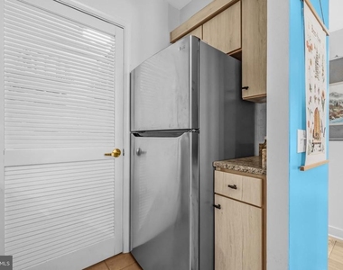 631 D Street Nw - Photo Thumbnail 16