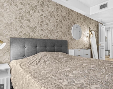 631 D Street Nw - Photo Thumbnail 24
