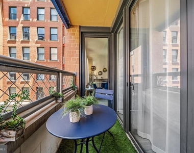 631 D Street Nw - Photo Thumbnail 29