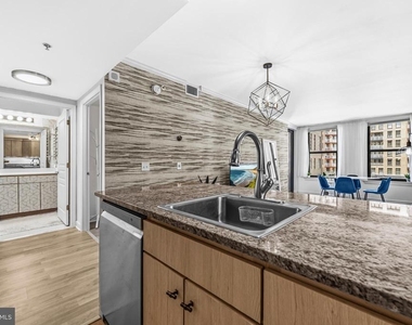 631 D Street Nw - Photo Thumbnail 27