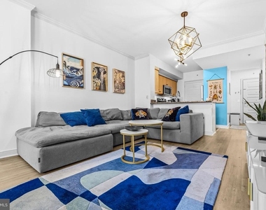 631 D Street Nw - Photo Thumbnail 9