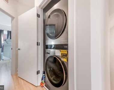 317 Riggs Park Place Ne - Photo Thumbnail 21