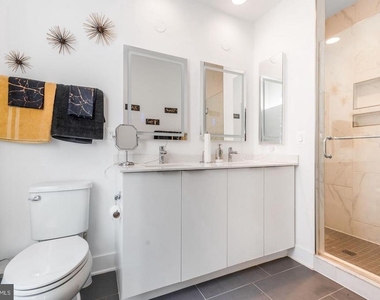 317 Riggs Park Place Ne - Photo Thumbnail 19