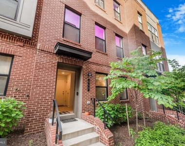 317 Riggs Park Place Ne - Photo Thumbnail 36