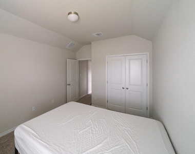 290 Left Fork Dr - Photo Thumbnail 14