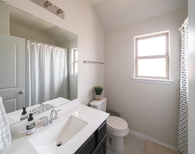 290 Left Fork Dr - Photo Thumbnail 13