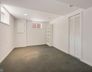 4505 Alton Place Nw - Photo Thumbnail 32