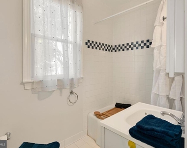4505 Alton Place Nw - Photo Thumbnail 27