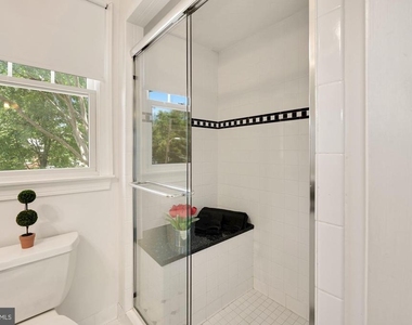 4505 Alton Place Nw - Photo Thumbnail 22