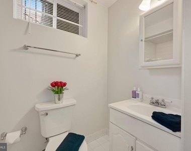 4505 Alton Place Nw - Photo Thumbnail 34