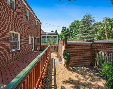 4505 Alton Place Nw - Photo Thumbnail 42
