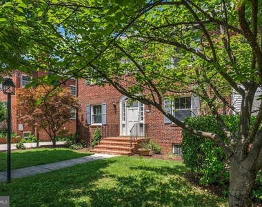 4505 Alton Place Nw - Photo Thumbnail 1