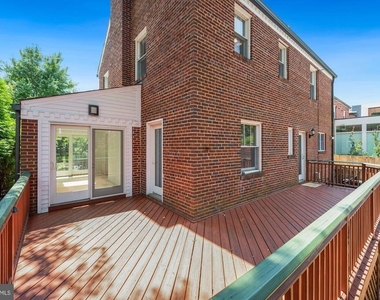 4505 Alton Place Nw - Photo Thumbnail 40